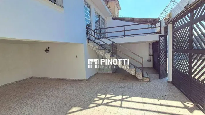 Casa com 3 dormitórios para alugar, 242 m² por R$ 3.725,78/mês - Taboão - São Bernardo do
