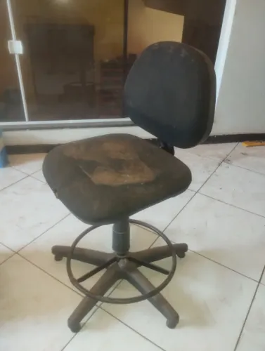 CADEIRA DE ESCRITÓRIO