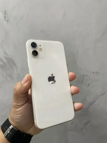 iPhone 11 64G Disponível ?
