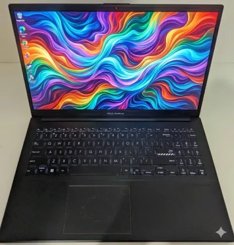 Notebook Asus Ryzen 5 7520U Tela OLED DDR5 5500Mhz (66 Dias de Uso)
