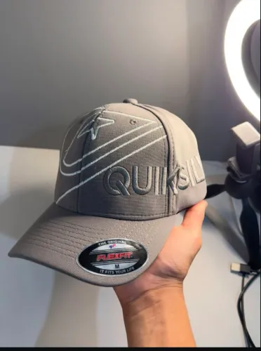 Bone quiksilver nunca usado