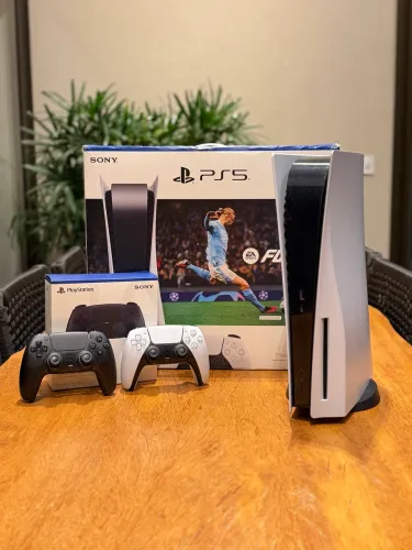 PlayStation 5 PS5 com Leitor 825GB | 2 Controles DualSense | Caixa