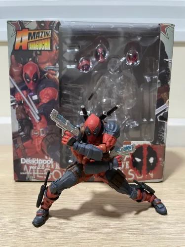 Deadpool Comics X-Men Max Toys estilo Revoltech