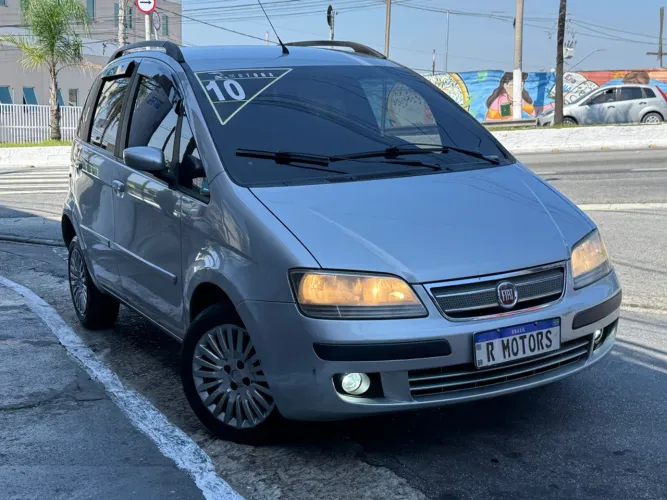 Fiat Idea ELX 1.4 MPI Fire Flex 8V 5P 2010