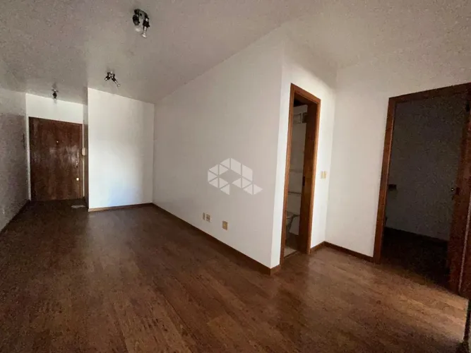 Sala comercial no coração da Cidade Baixa