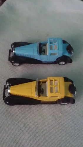 Carrinho de ferro.