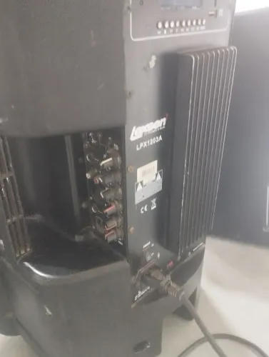 Vendo caixa ativa de 12 e dois retornos
