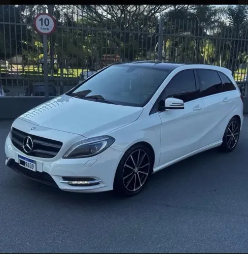 Mercedes-Benz Classe B 200 CGI 1.6 TB Sport 156cv AUT 2014