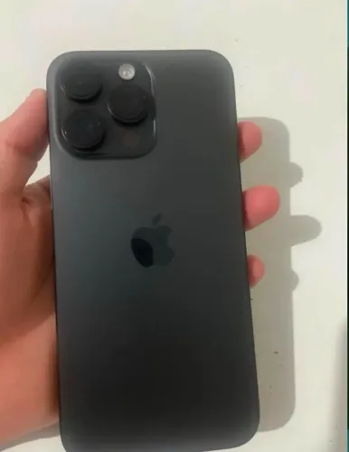 IPhone 15 Pro Max Titanium Preto (256GB) - A17 Pro