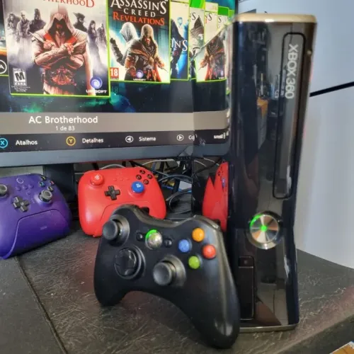 Xbox 360 Slim Black Piano RGH 3.0 + HD 500GB + 75 Jogos