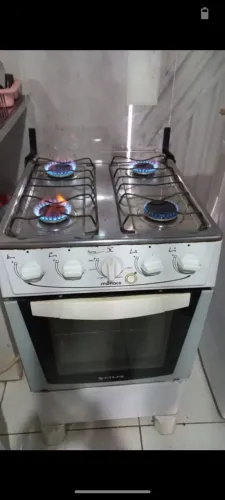 Vendo Fogão 4 bocas branco e cinza