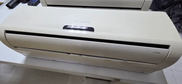 Aparelho de Ar Condicionado Electrolux 9000 BTU