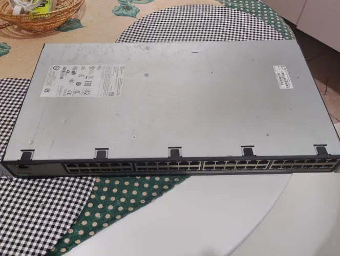 Vendo switch 48g vendo parato pois pra mim não tem utilidade R$500