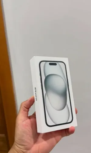 iPhone 15 128gb preto novo (lacrado)?