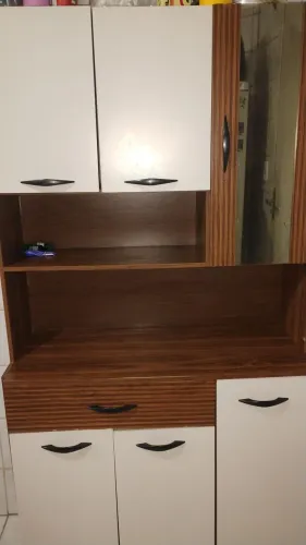 Armário de cozinha 6 portas , em ótimo estado.