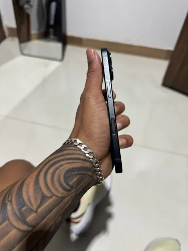 iPhone 16 128 GB