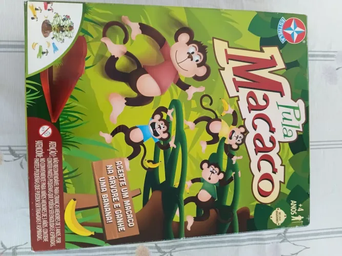 Jog PULA MACACO da estrela, completo na caixa.