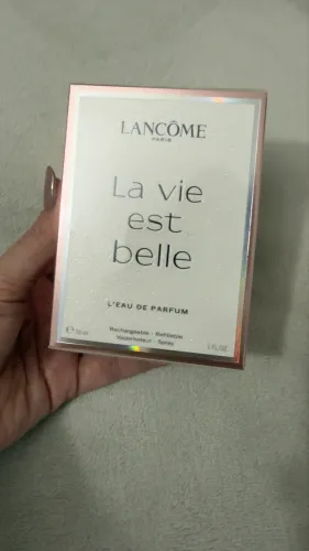 Perfume La vie est belle 