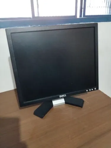 Monitor Dell 17 polegadas 