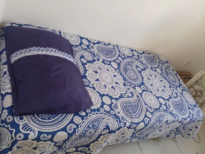 Cama de solteiro box