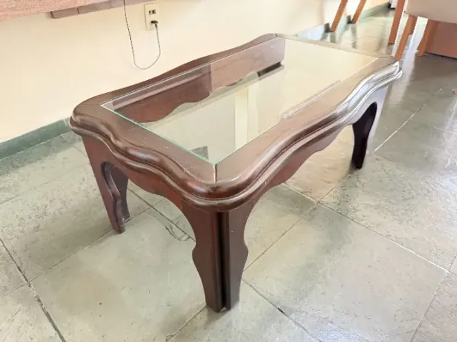 Mesa de Centro com Tampo de Vidro - Vila Velha/ES