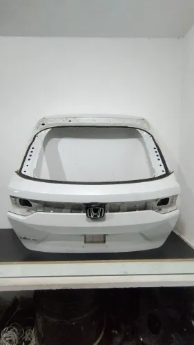 Tampa traseira hrv 2024
