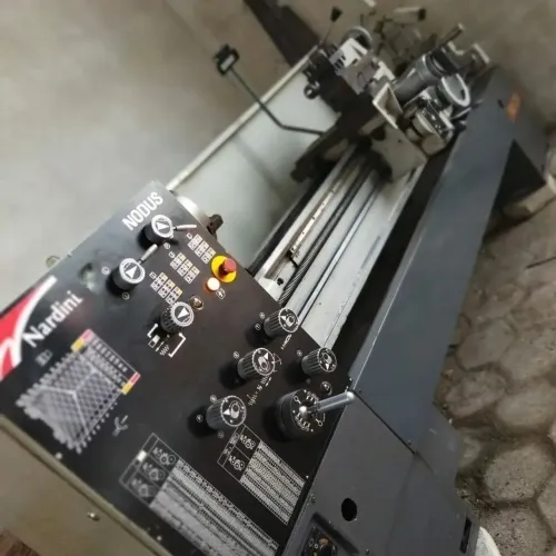 Torno Mecânico ND 250 Nodus 