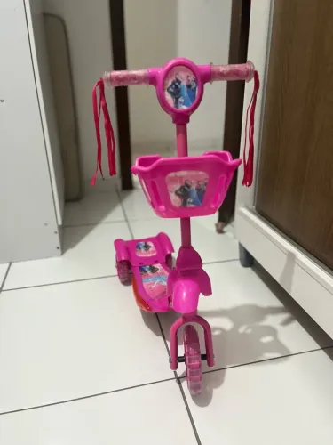 Patinete Menina