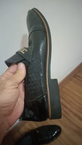 Vendo excelente sapato social, original número 42