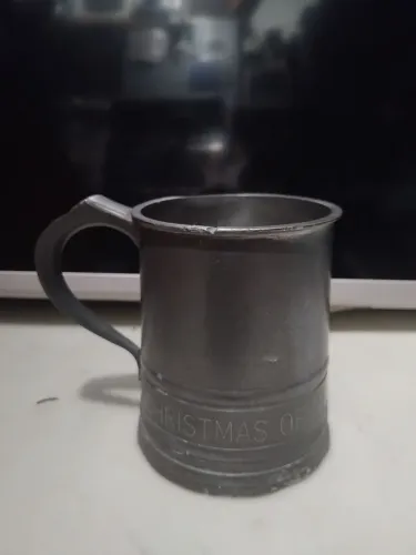 Antiga Caneca para cerveja JHON SOMERS, estanho..
