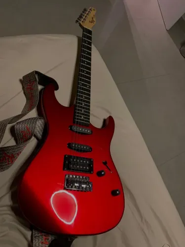 Guitarra TG 500