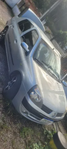 Renault Clio Sed.rt/privil.1.0/1.0 Hi-pow.16v 4P 2003