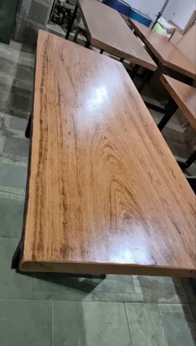 Mesa de madeira