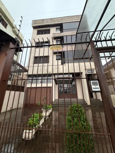 Apartamento Semimobiliado Maurina
