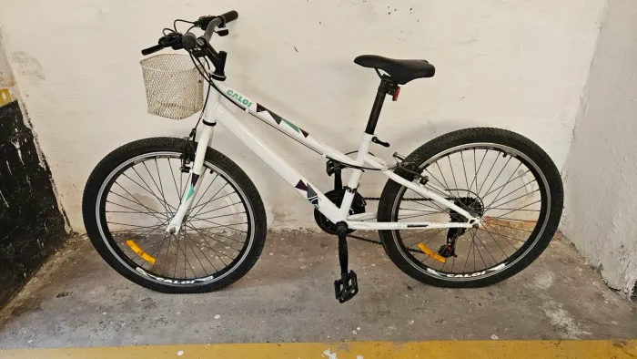 Bicicleta Caloi Ceci aro 24 18 marchas