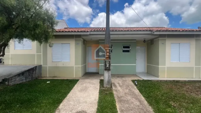 Casa à Venda No Condomínio Moradas