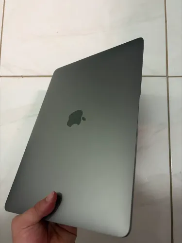 Macbook air M1