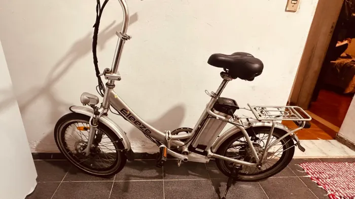 Bike elétrica ELEEZE