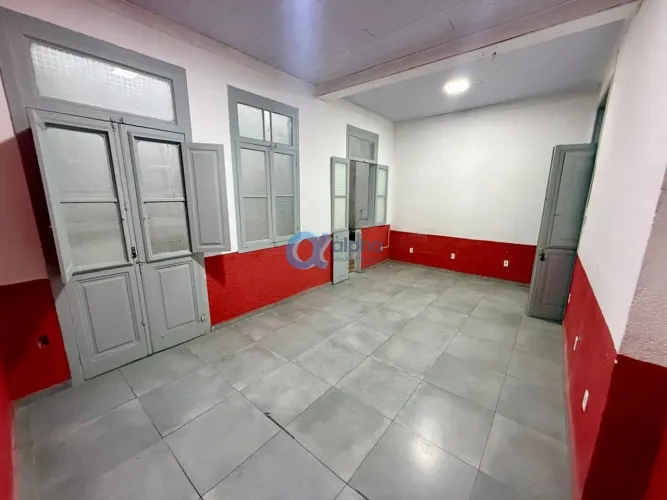 Sobreloja para alugar - Centro - Petrópolis/RJ
