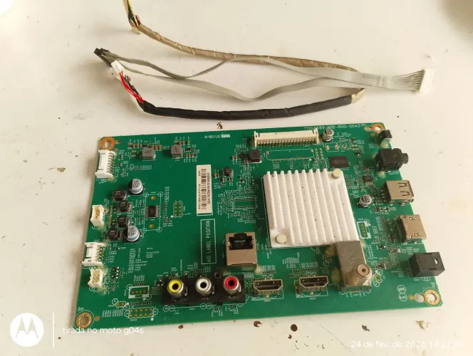 Placa principal tv AOC 32s5195/78G com cabos