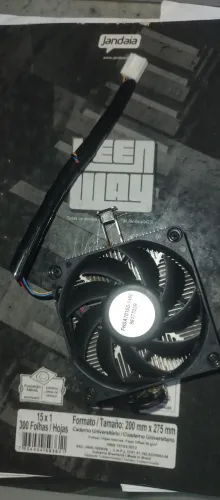 Vendo AMD Athlon 3000G acompanhado do cooler original AMD.