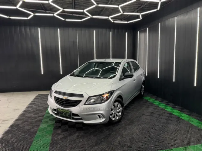 Chevrolet Onix JOY Hatch 1.0 8V Flex Mec. 4P 2019