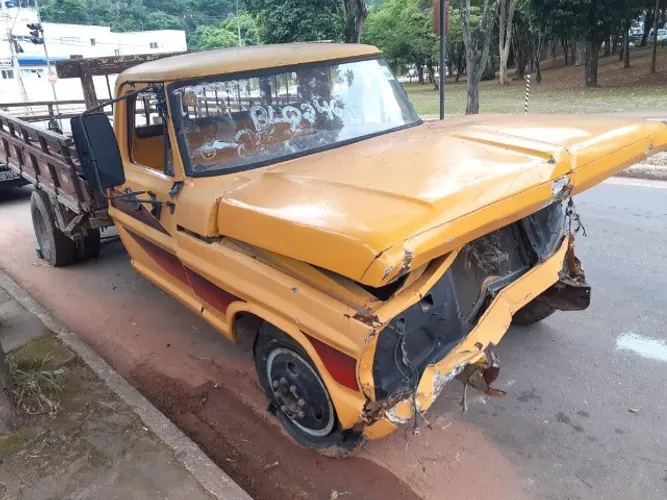 Sucata Ford F4000 MWM 1983 *Vendas de Peças