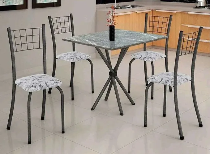 Conjunto de mesa 4 cadeiras