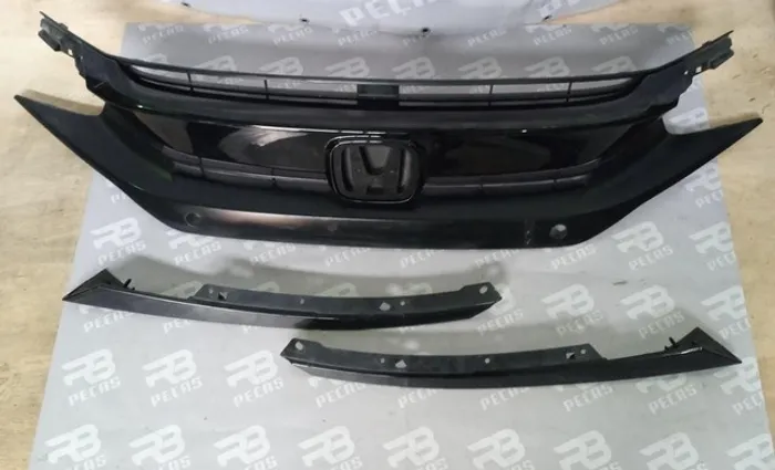 Grade preta e cromada Honda Civic g10 