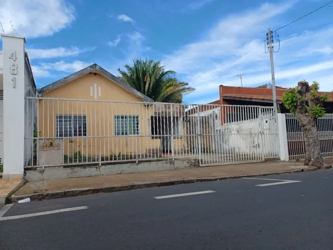 Oportunidade: Imóvel comercial Avenida Araguari, Bairro Martins.