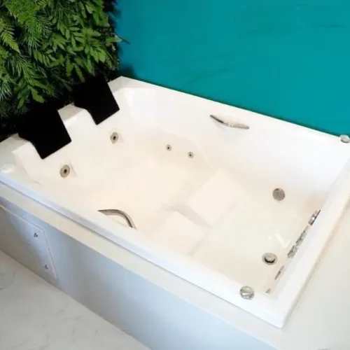 Banheira Dupla com Hidromassagem(jacuzzi, Ofurô, banheira) completo com hidro e aquecedor.