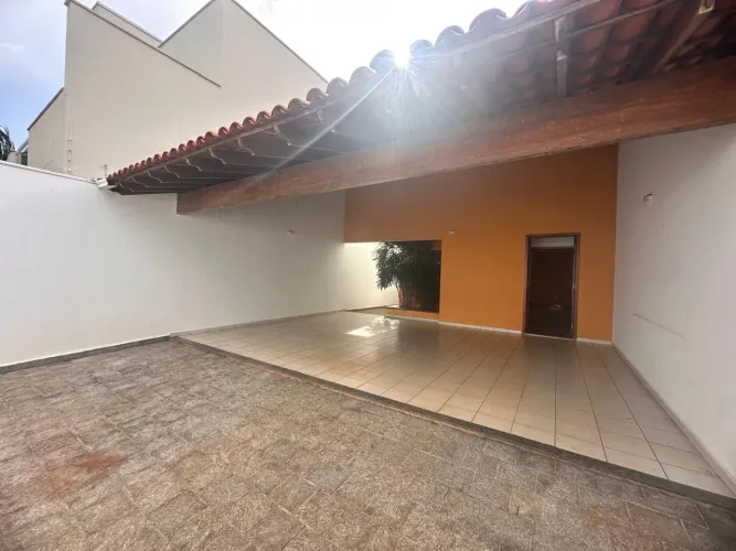 Casa Karaiba do lado do hospital ótimo clínica