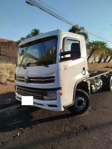 Vw Delivery 13180 6x2 Chassi Ano 2021  ( Repasse )
