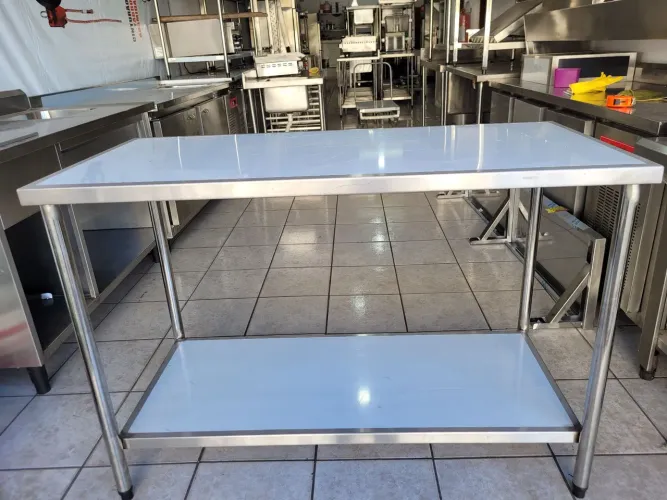 MESA INOX COM PANELEIRO LISO 